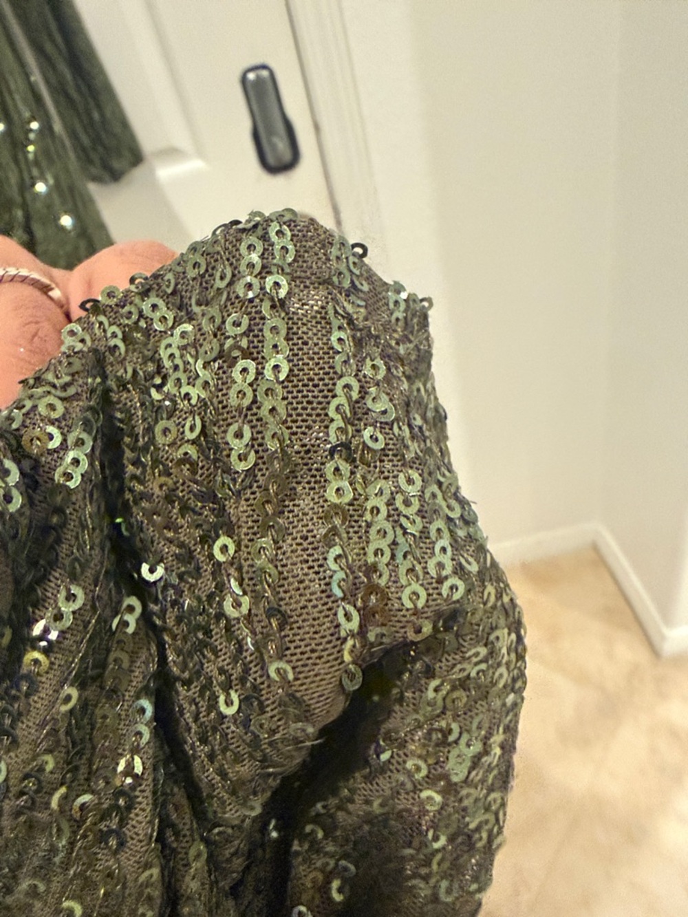 🇯🇵Mac Duggal Sequined Drop Shoulder Faux Wrap Gown - Picture 13 of 13